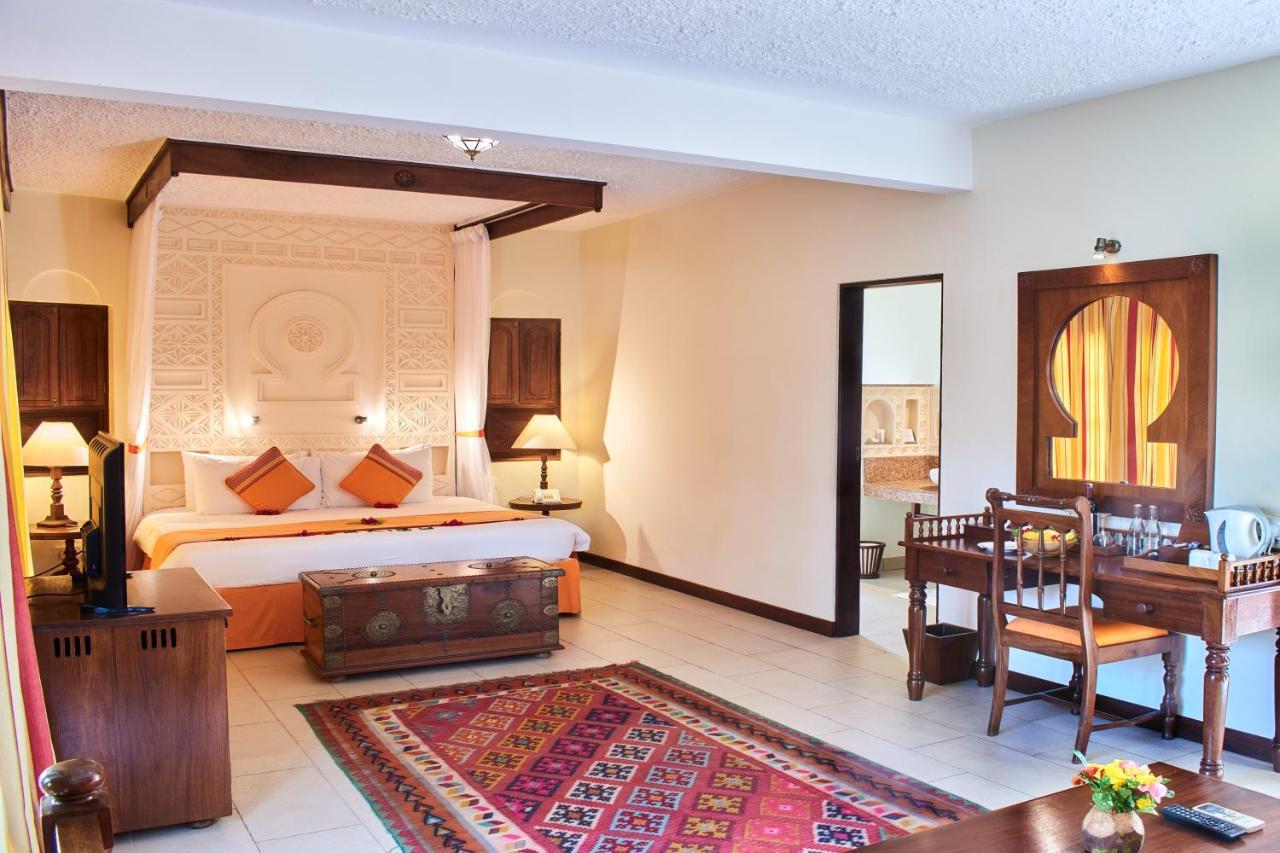 Neptune Village Beach Resort & Spa Galu Kültér fotó