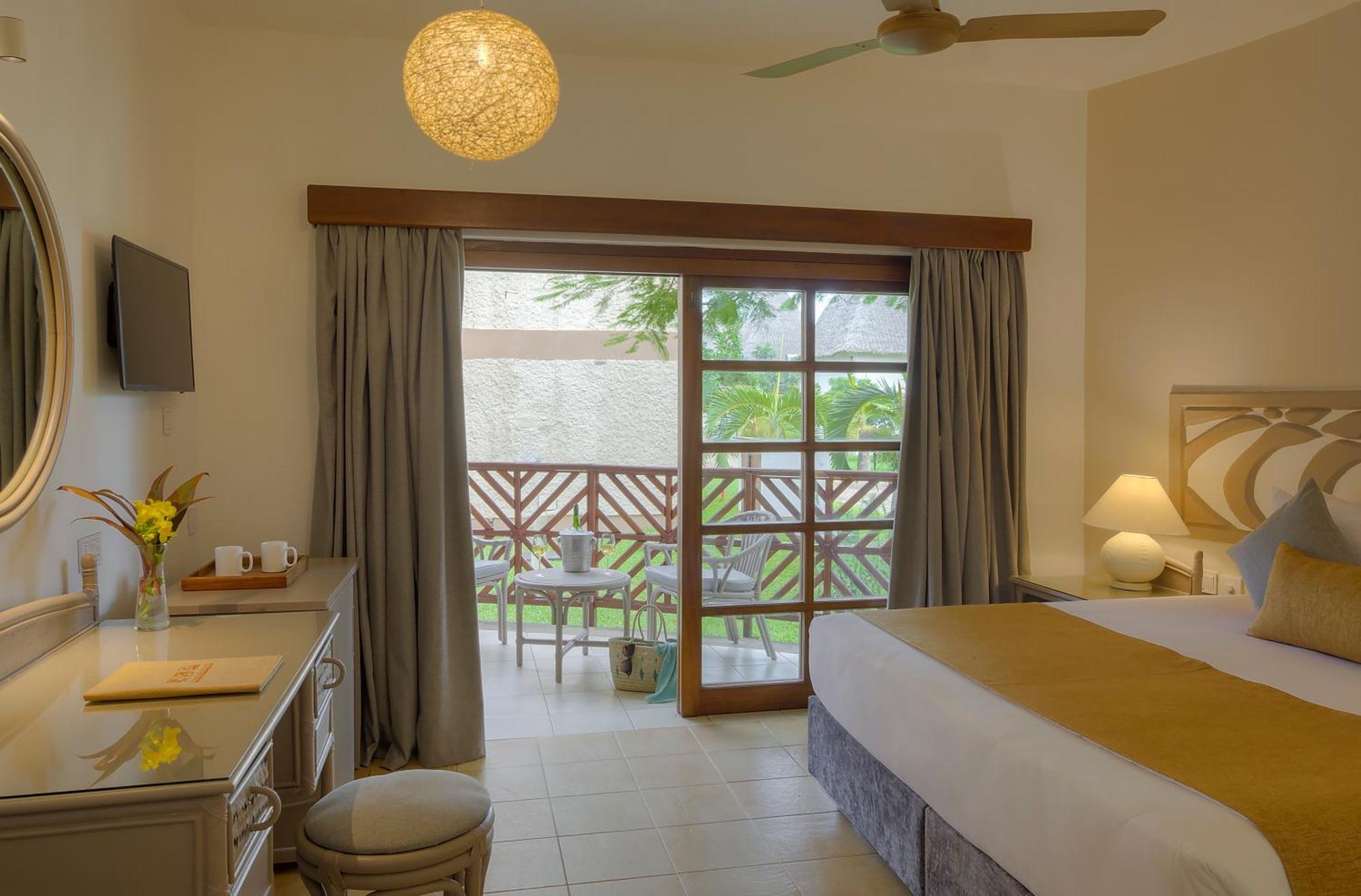 Neptune Village Beach Resort & Spa Galu Kültér fotó