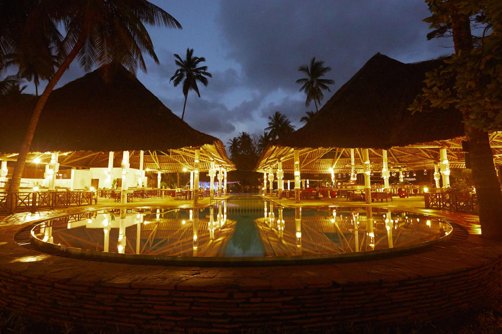 Neptune Village Beach Resort & Spa Galu Kültér fotó
