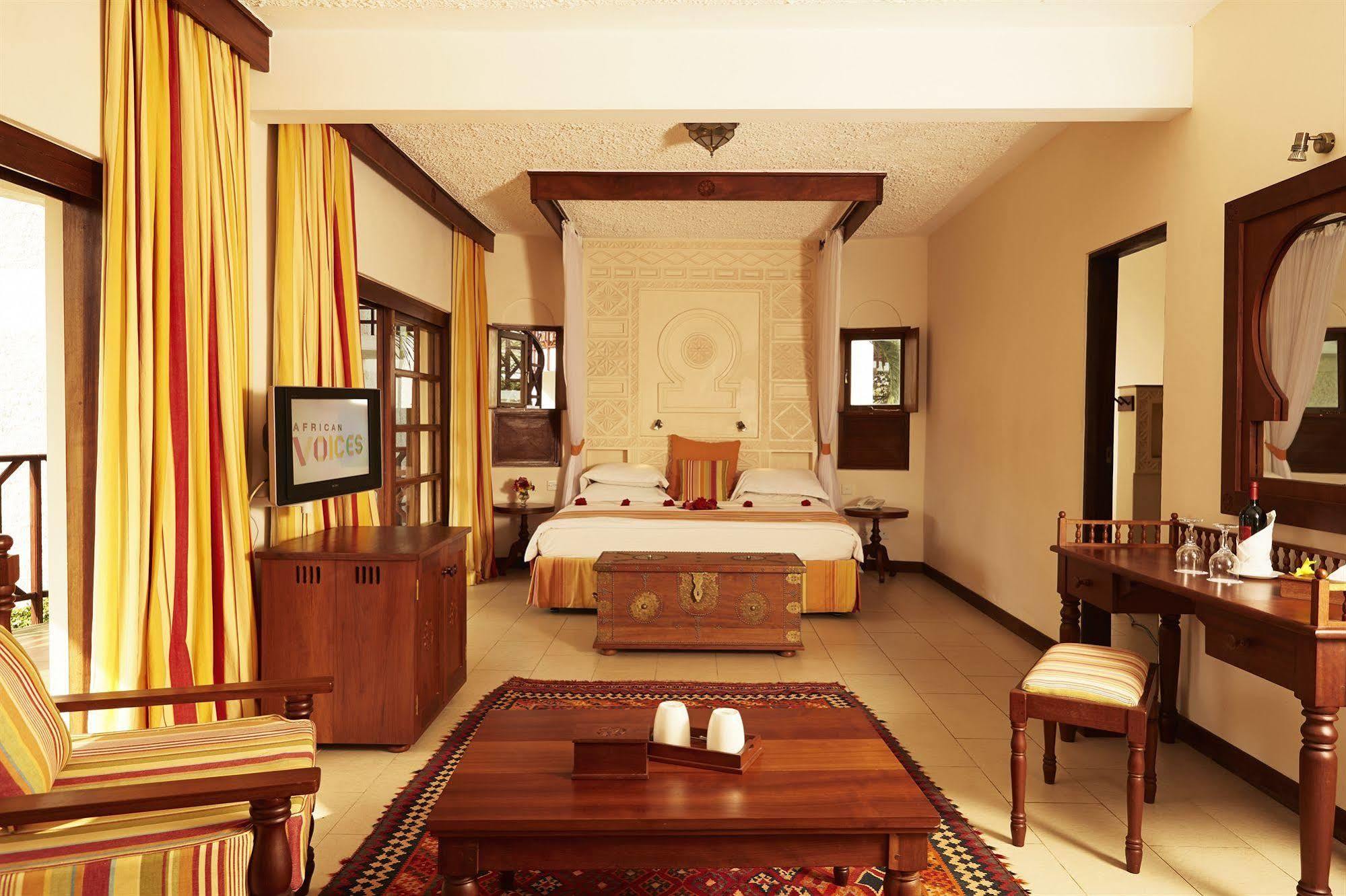 Neptune Village Beach Resort & Spa Galu Kültér fotó