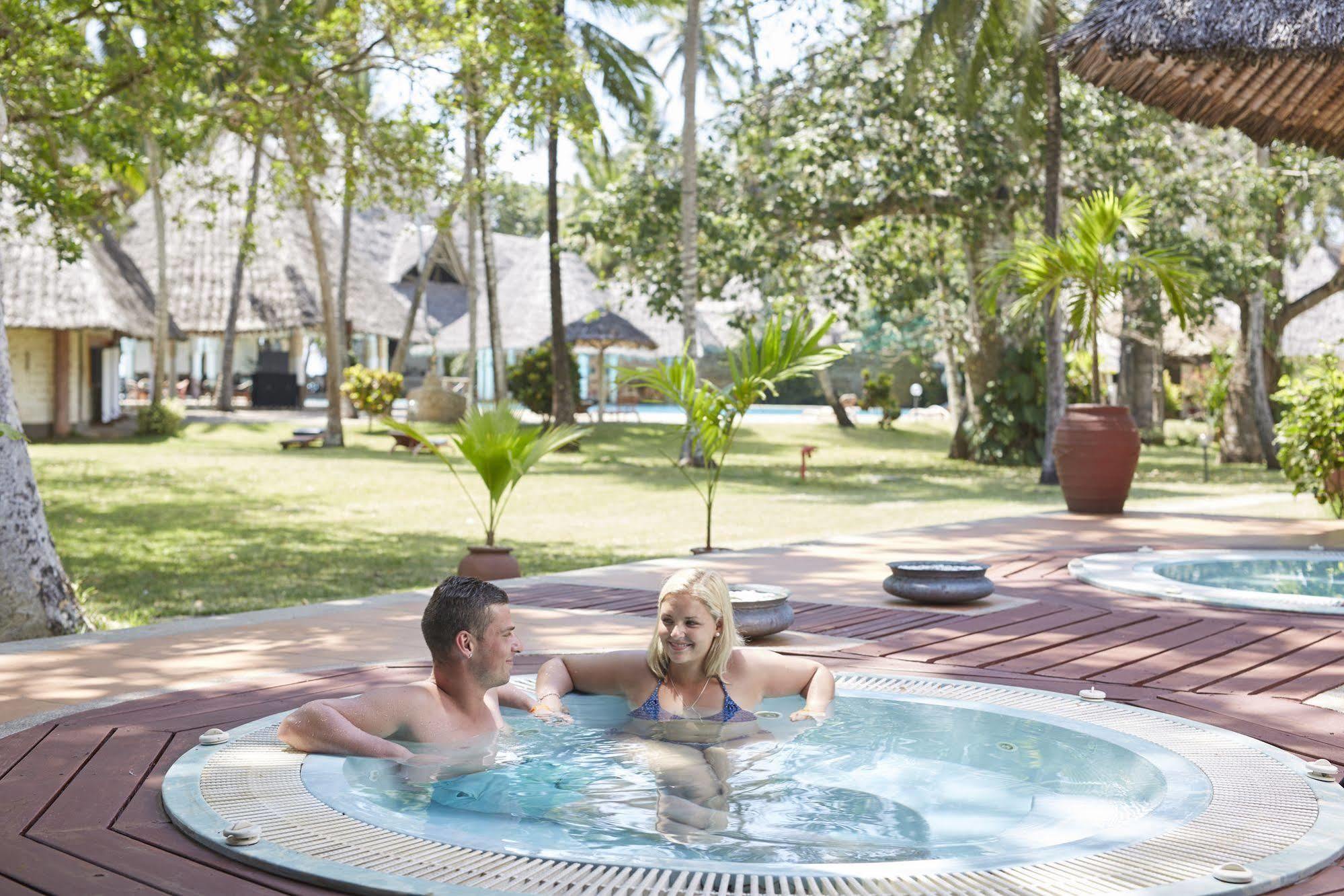 Neptune Village Beach Resort & Spa Galu Kültér fotó
