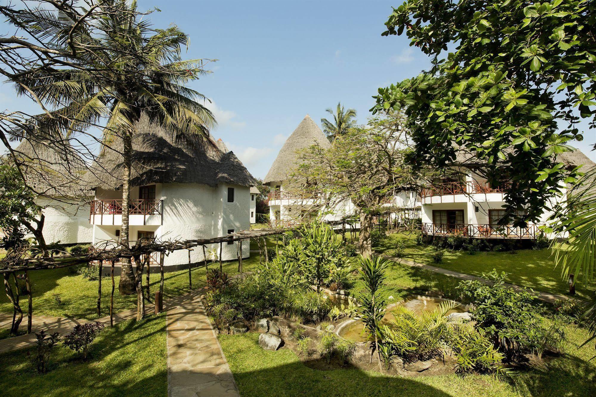Neptune Village Beach Resort & Spa Galu Kültér fotó