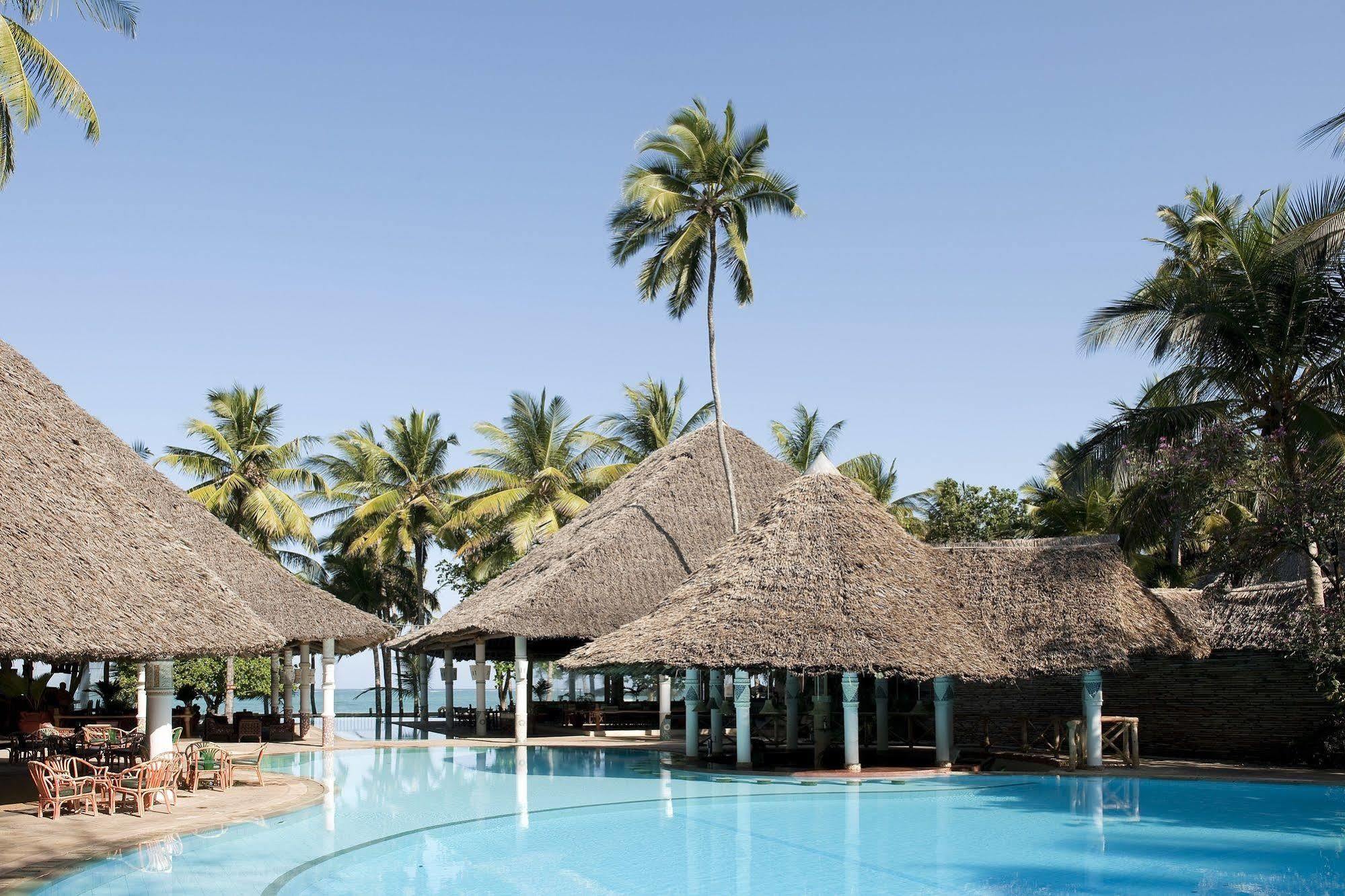 Neptune Village Beach Resort & Spa Galu Kültér fotó