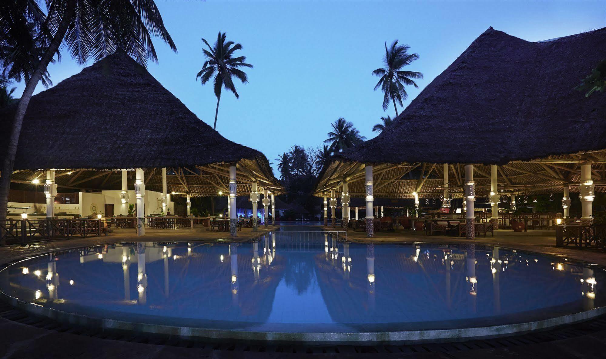 Neptune Village Beach Resort & Spa Galu Kültér fotó